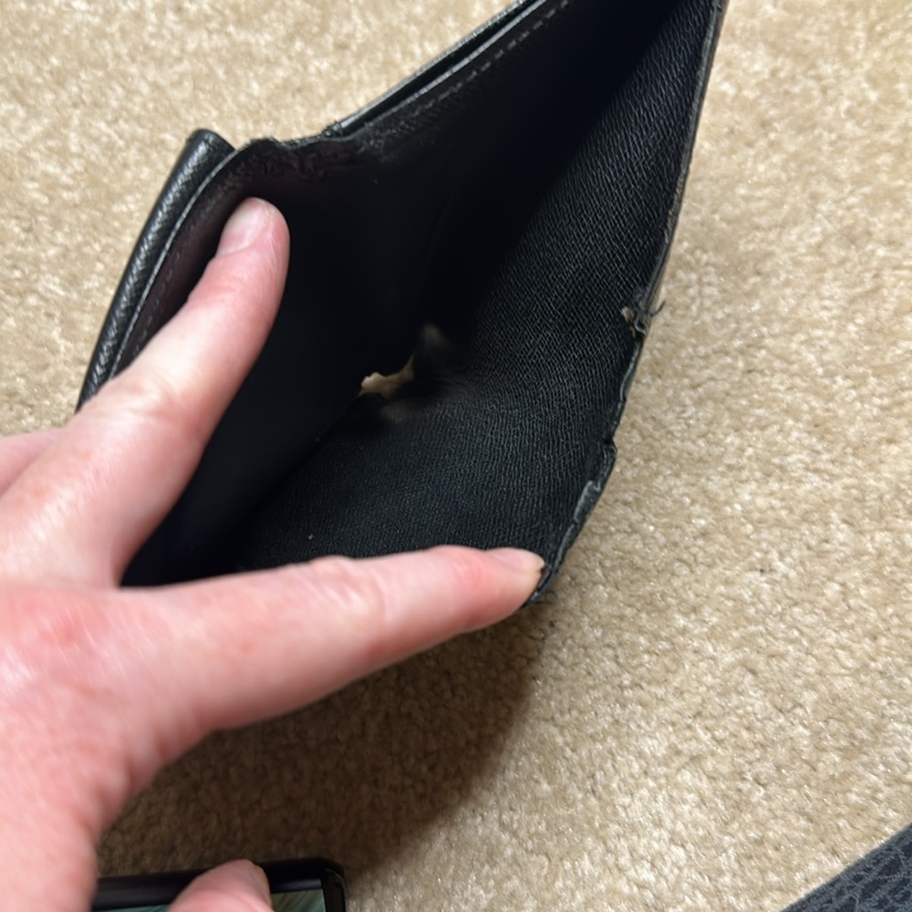 Louis Vuitton men’s wallet - Picture 6 of 8